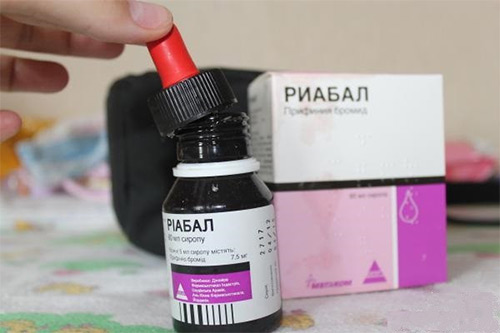 Когда новорождённым назначают прием сиропа Риабал? Показания и противопоказания к применению, инструкция, аналоги препарата