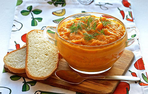 Кабачковая икра в рационе кормящей мамочки: польза и вред