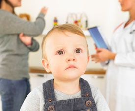 малыш в кабинете у доктора
