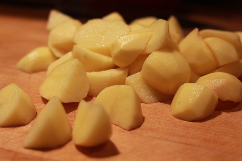 чищенный картофель